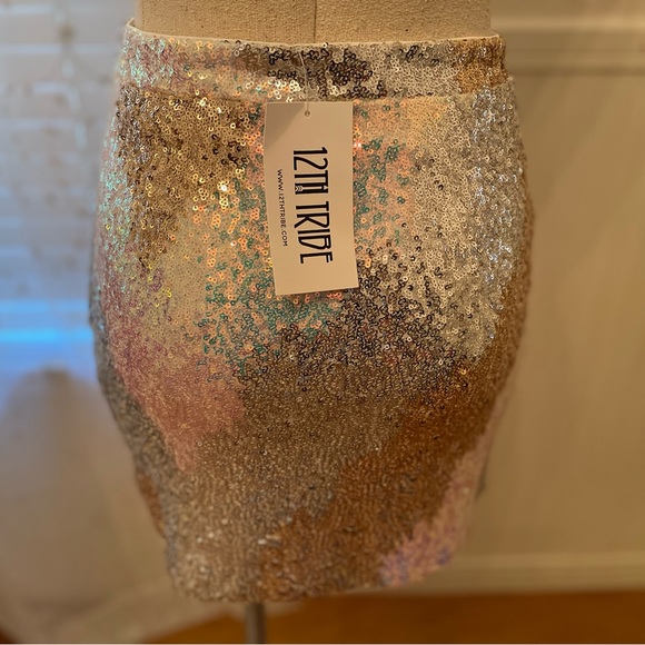 12 Tribe Ivory Multi Sequin Mini Skirt - Picture 12 of 13